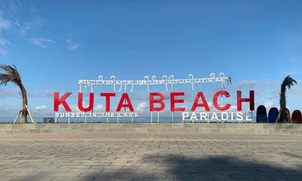 Pantai Kuta Wisata Indonesia