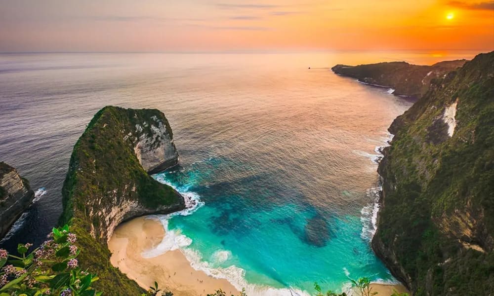 Pantai Kelingking Wisata Terkenal Dari Bali