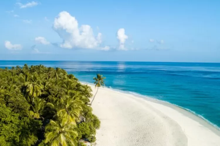 Keindahan Wisata Pulau Manado Tua: Permata Tersembunyi di Sulawesi Utara