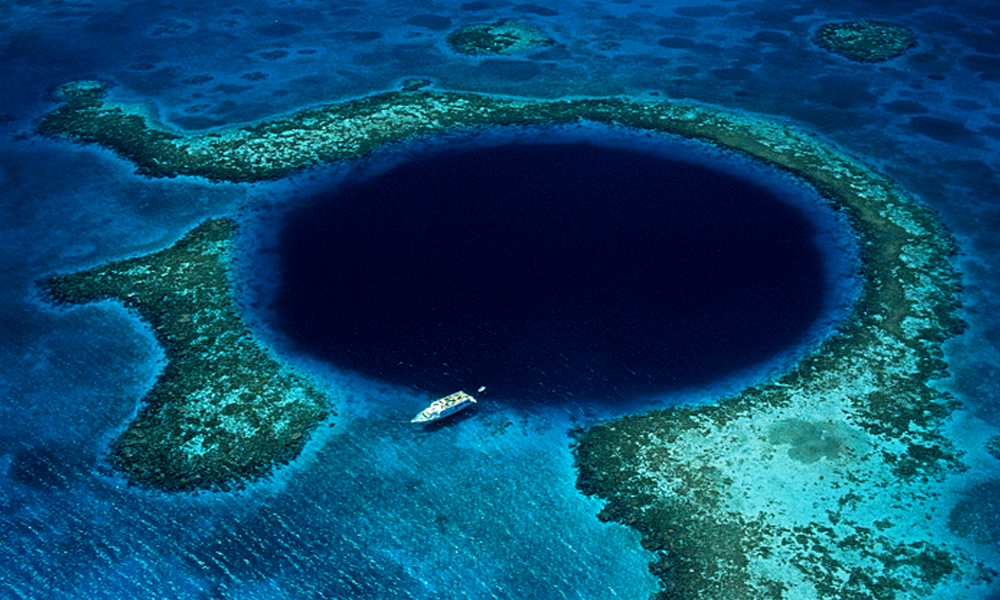 Lubang Biru: Misteri Dalam Kedalaman Laut