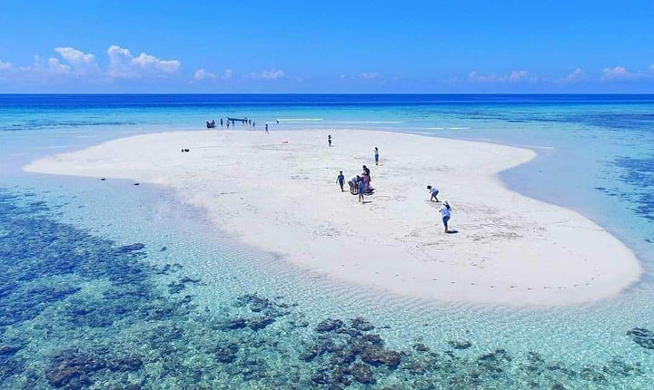 Keindahan Wisata Pulau Nain