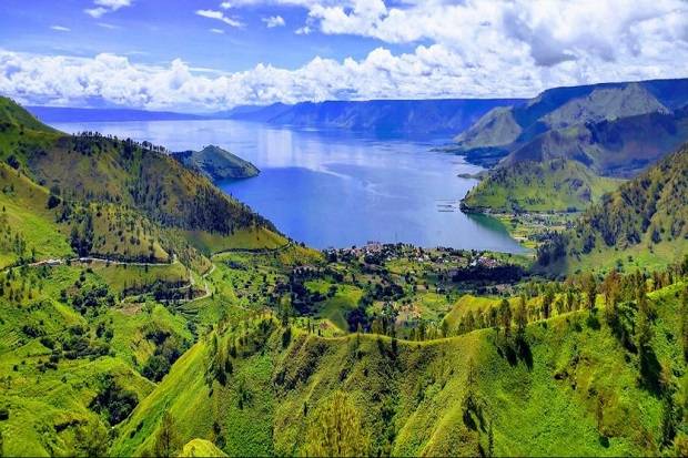 Keindahan Wisata Danau Toba